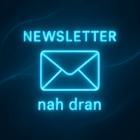 AI-generiertes Motiv: türkisen Datenlinien und Briefsymbol für Newsletter-Anmeldung.