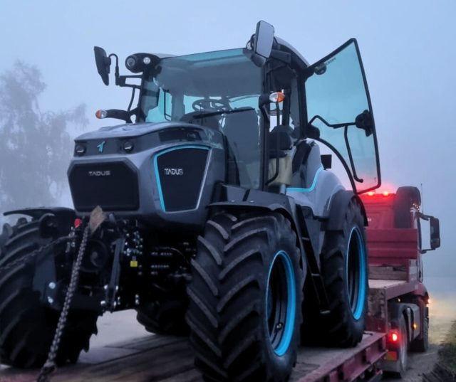 Verladung des TADUS T16.20 Prototyps